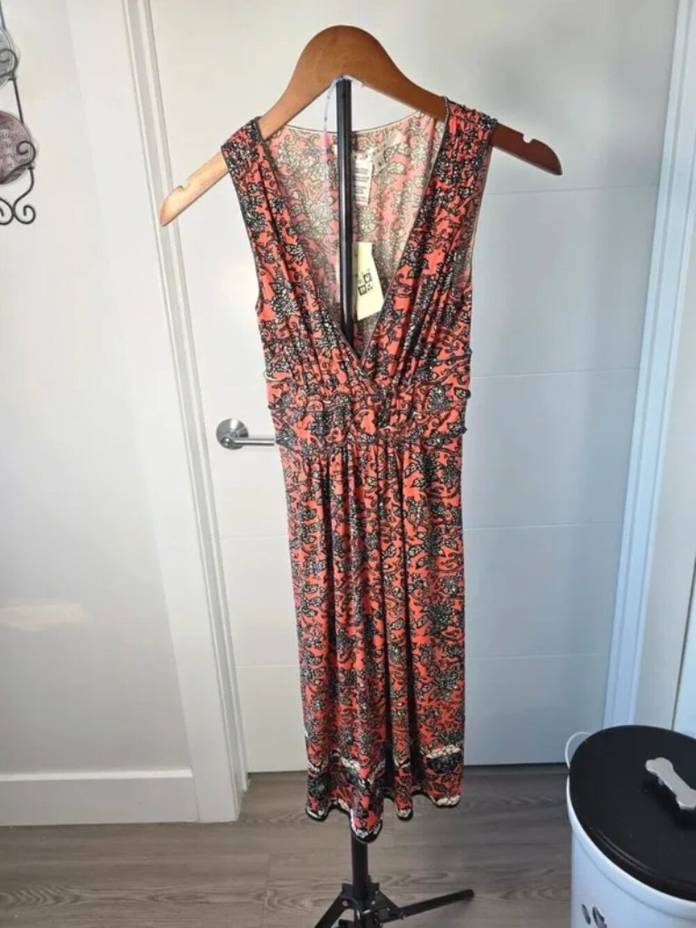 Max Studio Jersey knit maxi dress, paisley print, deep V-neck halter style